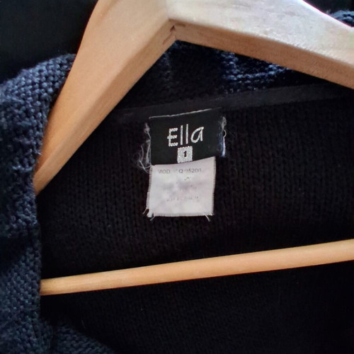 Ella vintage 90s black knitted long cardigan small, like new