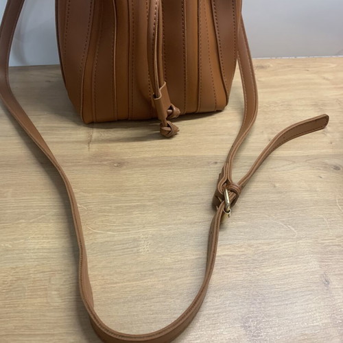Crossbody bag, brown, 22x18 cm, drawstring closure
