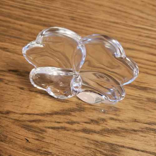 Baccarat four-leaf clover like new