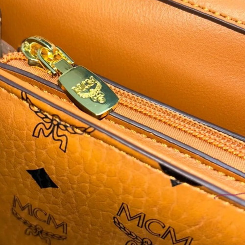 MCM women's bag new with beautiful design