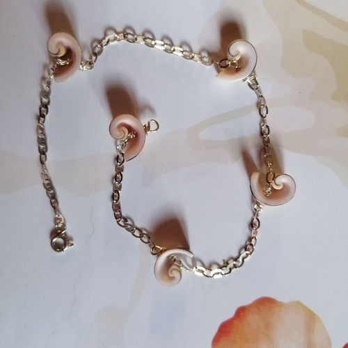 Silver 925 anklet new with chain and white shells