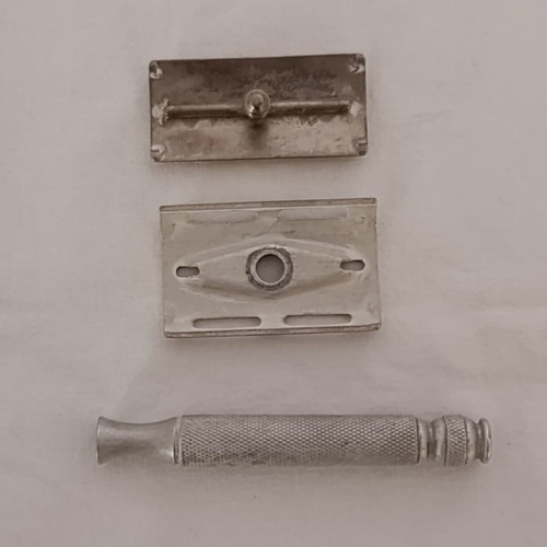 Gillette Tech vintage safety razor used from the 1950s