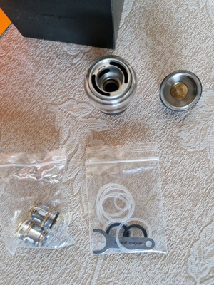 Zeus atomizer new with full packaging