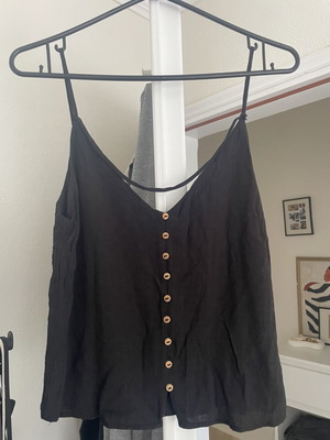 Arena strap blouse like new, black, size XS