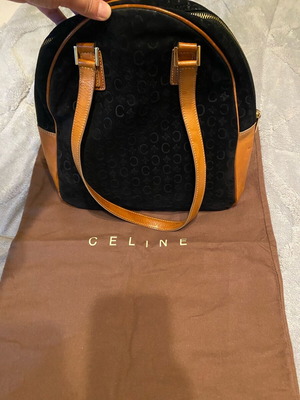 Celine shoulder bag like new, black