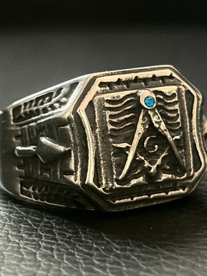 Masonic Square & Compasses Ring new, blue stone, 316L steel, US 15