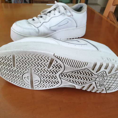Fila women's athletic shoes used, white, size 39