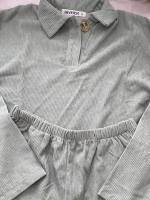 Σετ Loungewear γυναικείο καινούργιο από Reverse, μέντα ribbed, μέγεθος Small