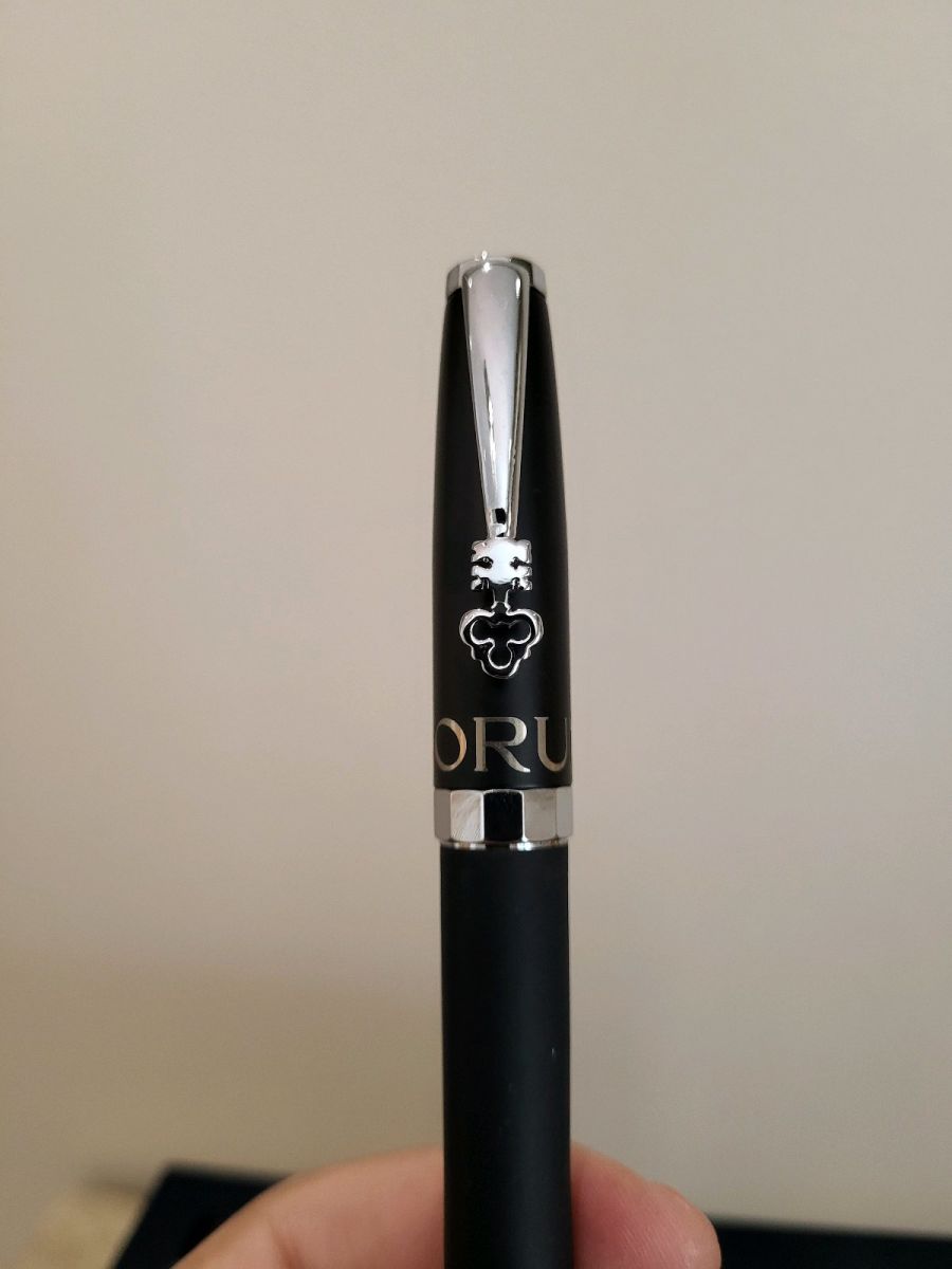 corum pen 300 00 Vendora