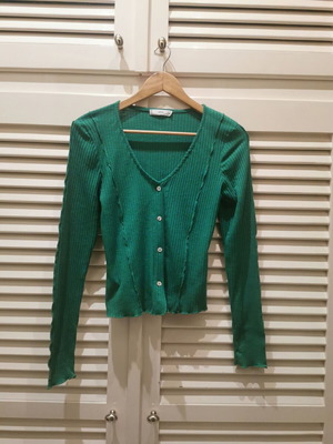 Green long-sleeve Mango top medium like new with buttons