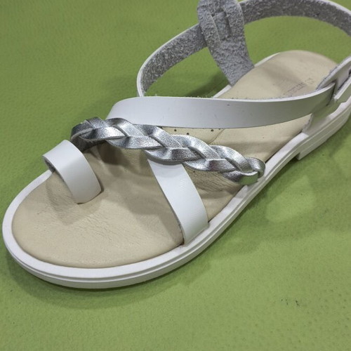 Zak kids sandals new, white and silver
