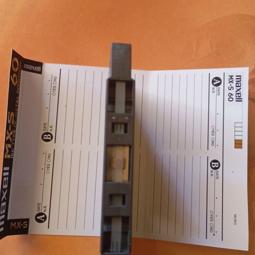 Maxell MX-S60 metal cassette used, high resonance and heat resistant