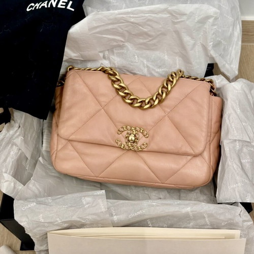 Chanel Flap 19 Medium crossbody bag new beige