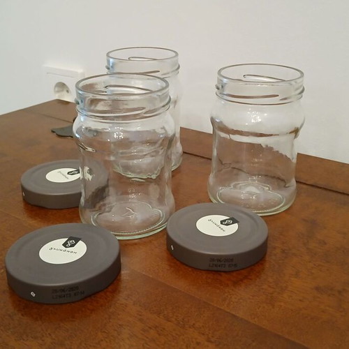 Glass jars with lids, set of 3, 7 cm diameter, 11 cm height