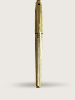 S.T Dupont Gold-Plated Fountain Pen used, 18K Medium Nib