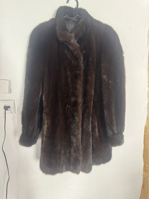 Mink fur coat from Kastoria like new, black, sizes M-L