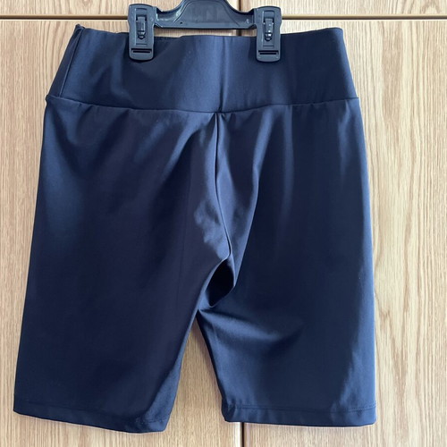 Admiral women's black cycling shorts leggings, size M