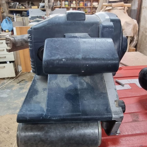 Bosch heavy-duty 1200W belt sander used