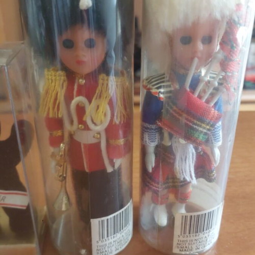 Vintage dolls new, pack of 4