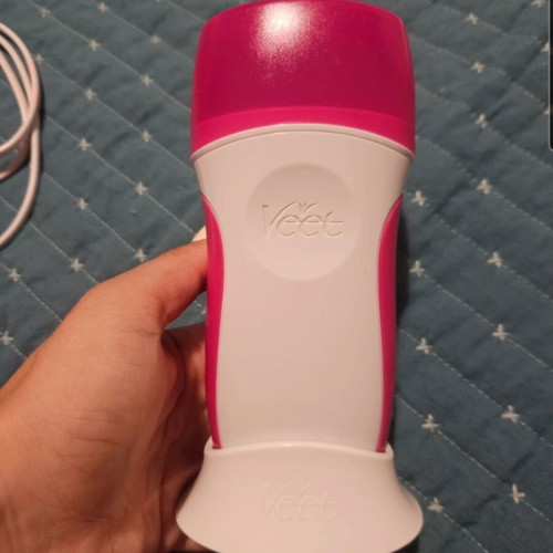 Veet EasyWax hair removal device with base, cable, strips and wipes