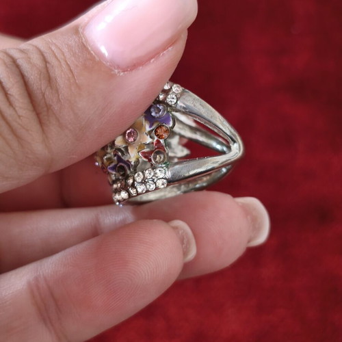 Vintage statement ring used with colorful flowers and rhinestones