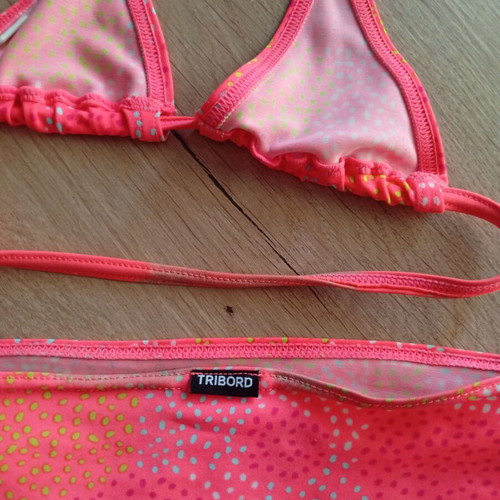 Children's bikini swimsuit coral size 5-6 years like new