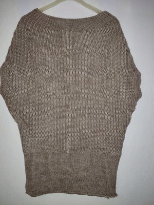 Wool sweater soft purple like new, size M/L