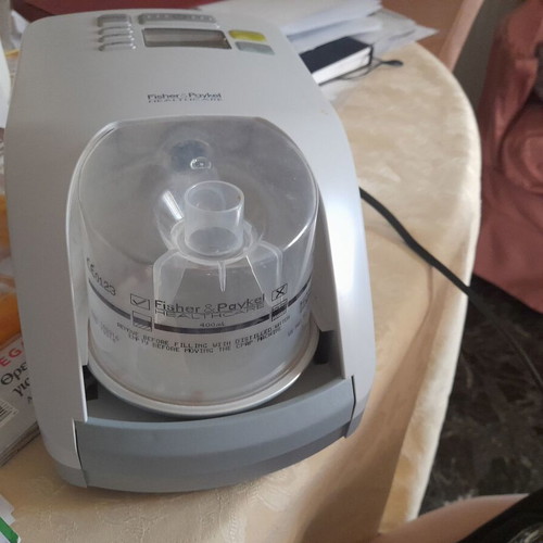 Fischer and Paykel oxygen supply device new medical equipment