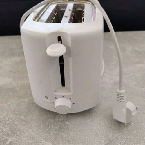 Severin Toaster used, white color, fully functional