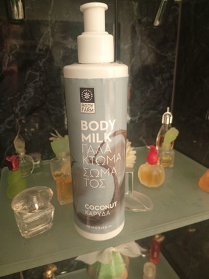 Body Farm Body Milk Coconut lotion