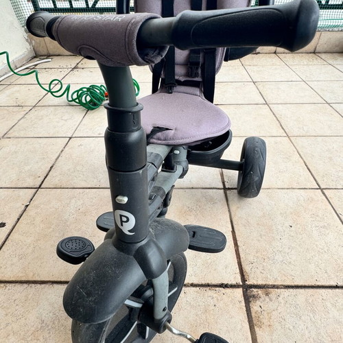 Q Play Rito Eva Star S380-11 tricycle with parent handle like new, black