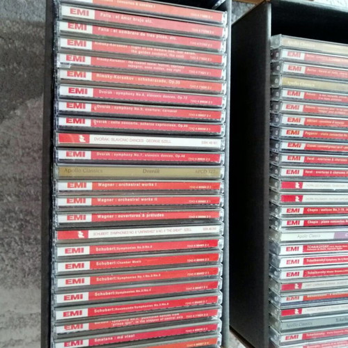 Classical music CDs used, pack of 51 from great composers