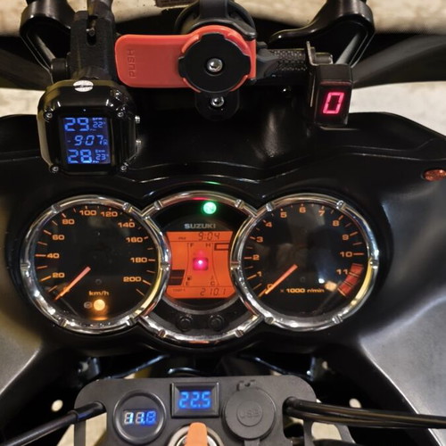 Suzuki DL 650 V-Strom motorcycle 2010