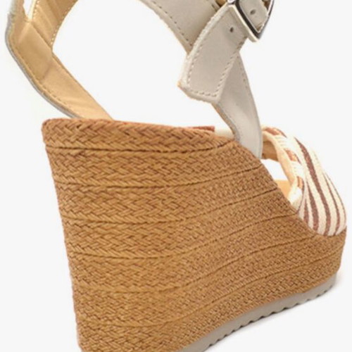 Tamaris platform sandals like new, size 38 with strap and fabric