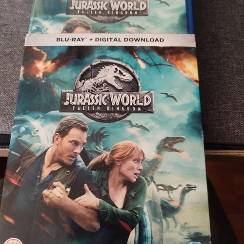 Jurassic World Fallen Kingdom Blu-Ray like new with Digital HD