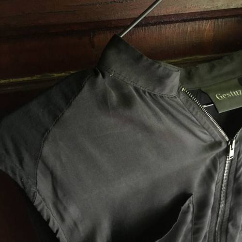 Gestuz silk top size 38/M, black