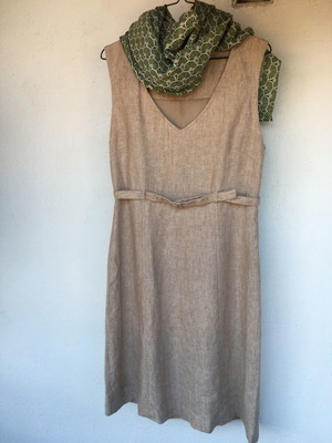 In Wear summer linen dress size 40 M like new, beige