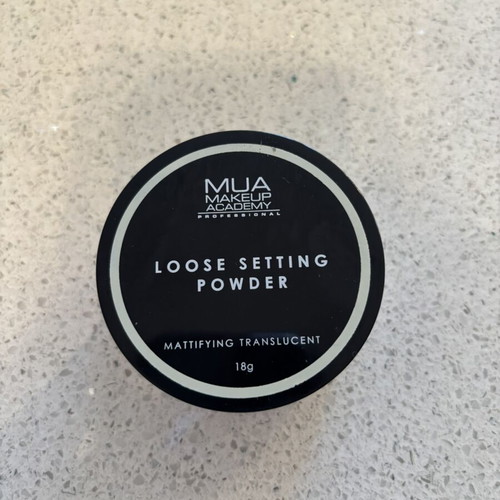 MUA Makeup Academy Loose Setting Powder Mattifying Translucent 18g like new