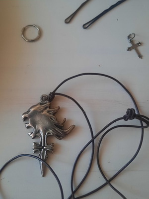 Pendant with Lion Symbol used from FFVIII