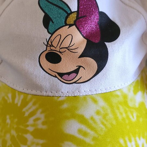 Girls hats like new, set of 3, Benetton, Disney, Hello Kitty