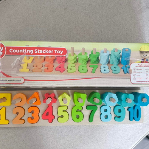 Wooden Number Stacking Toy 1-10 Like New for Kids 1+