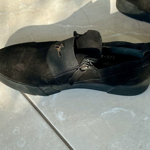 Black suede sneakers slip-on with zipper size 40 like new
