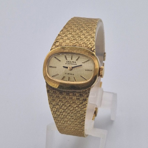 Delma of Switzerland vintage women's mechanical wristwatch 17 Jewels used