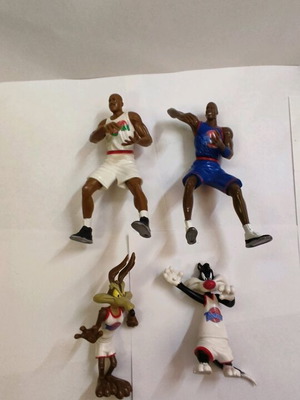 Space Jam 1996 figures used, set of 4