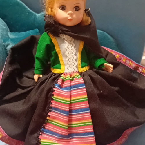 Madame Alexander Sweden doll like new