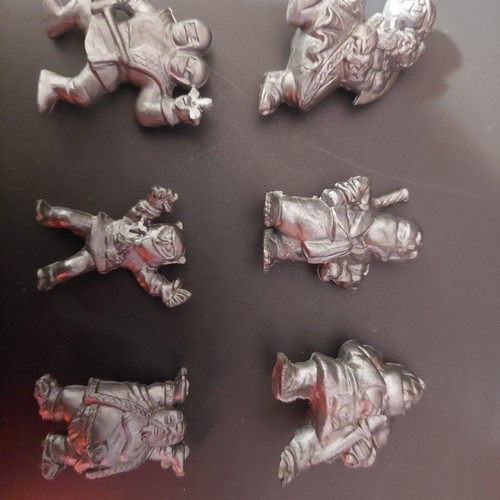 Alien Ninja figures used, pack of 6