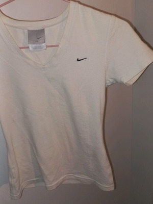 nike top