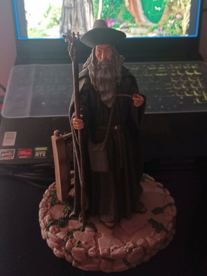 Gandalf LOTR figure 3D printed resin hand-painted like new