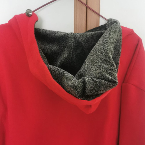Hooded fleece sweatshirt new, size medium, red