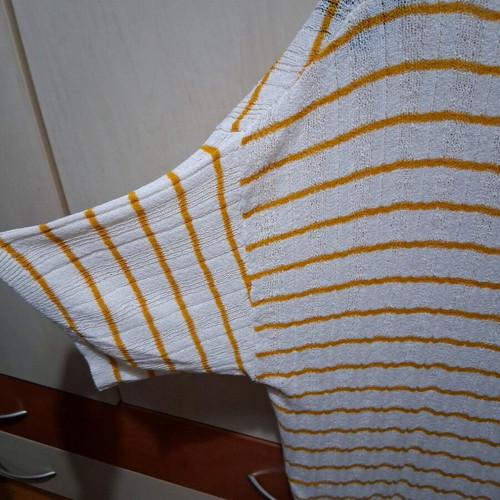 Mango Women's Blouse Like New, Airy Knit, Beige with Yellow Stripes, Size M